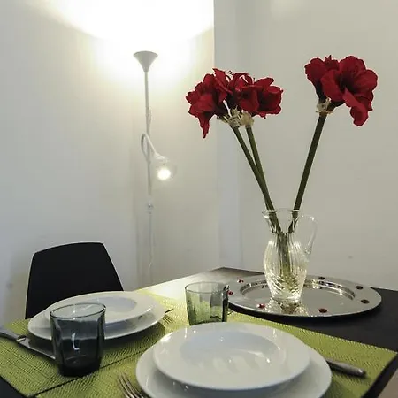 Apartman Lomazzo 34 *